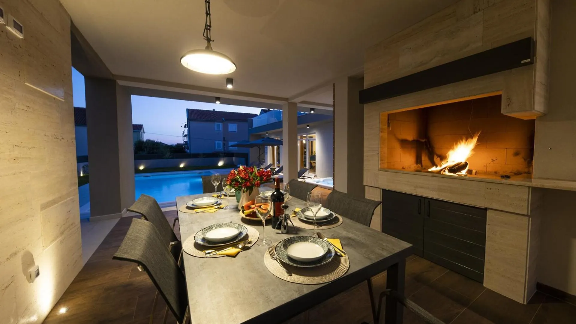 Villa Mary Lou With Heated Pool Zadar Croatia