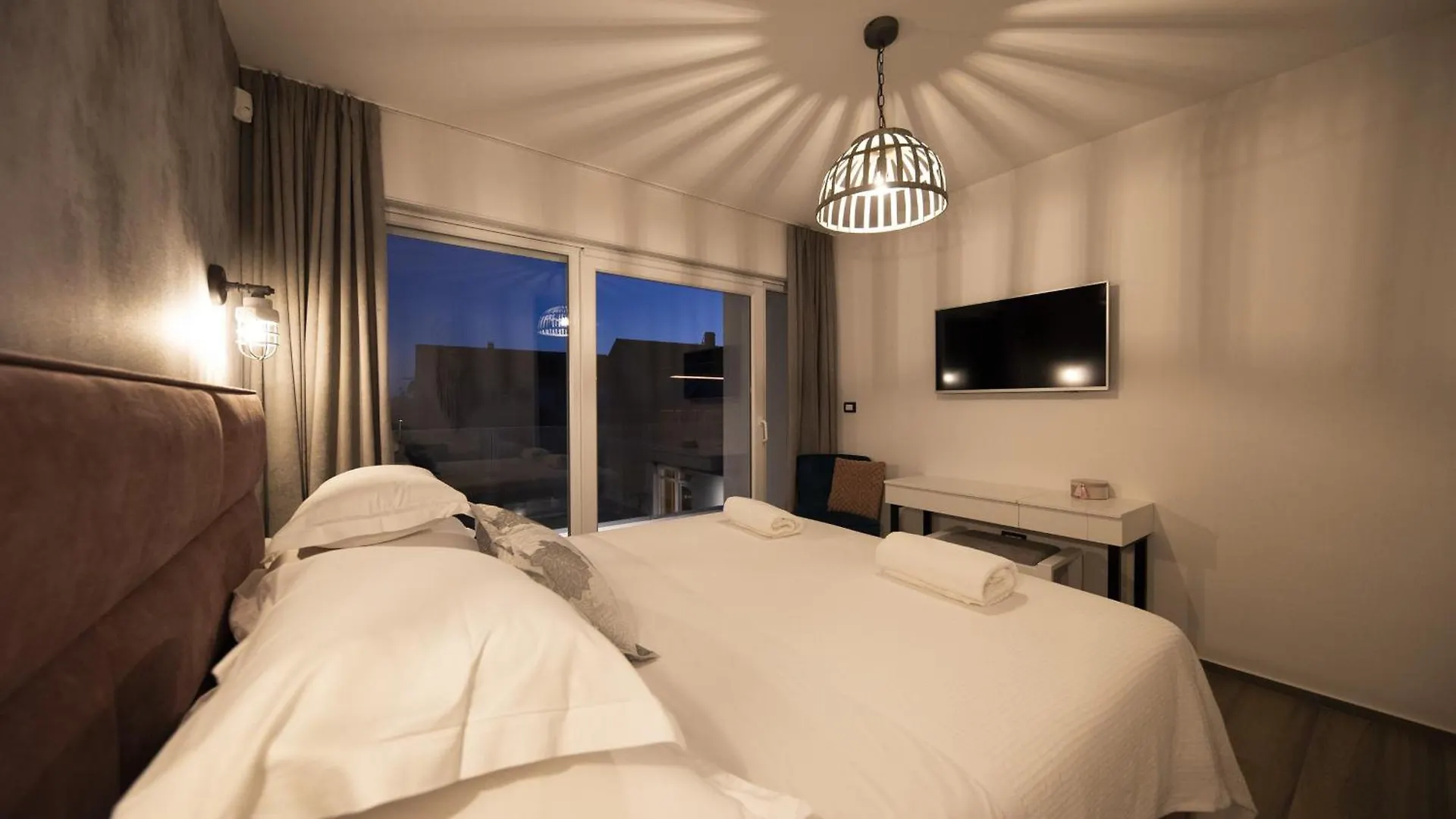 Villa Mary Lou With Heated Pool Zadar Croatia