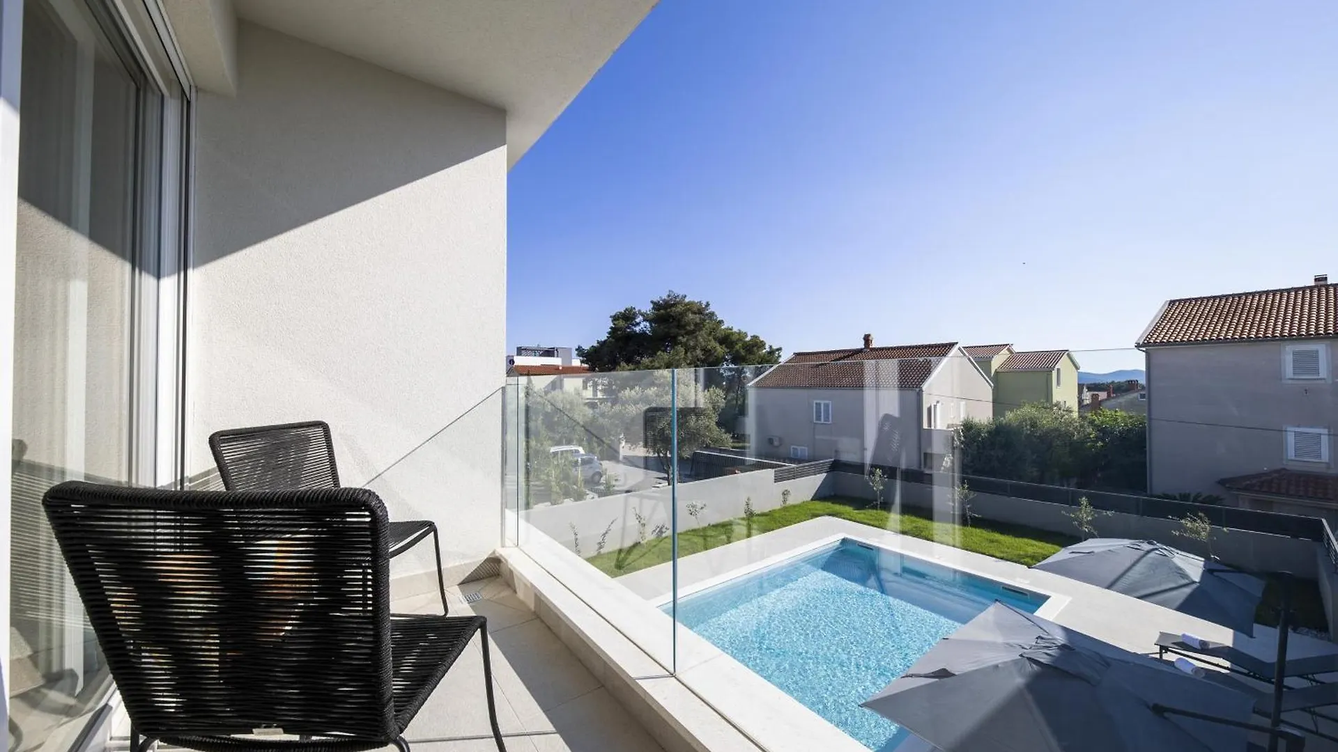 Villa Mary Lou With Heated Pool Zadar