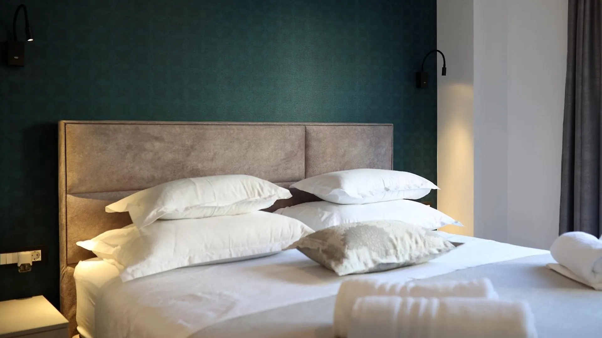 Villa Mary Lou With Heated Pool Zadar