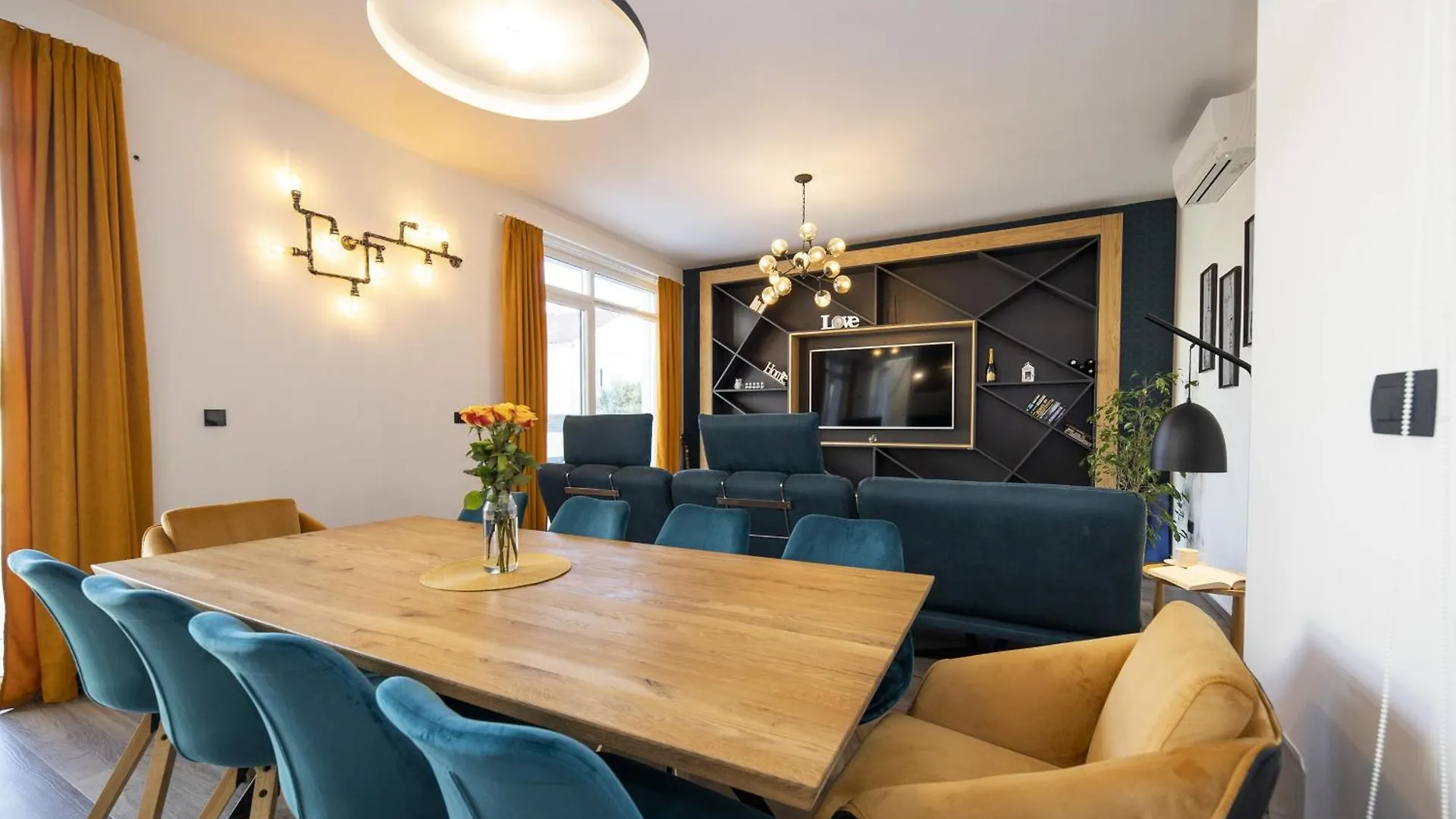 Villa Mary Lou With Heated Pool Zadar Croatia