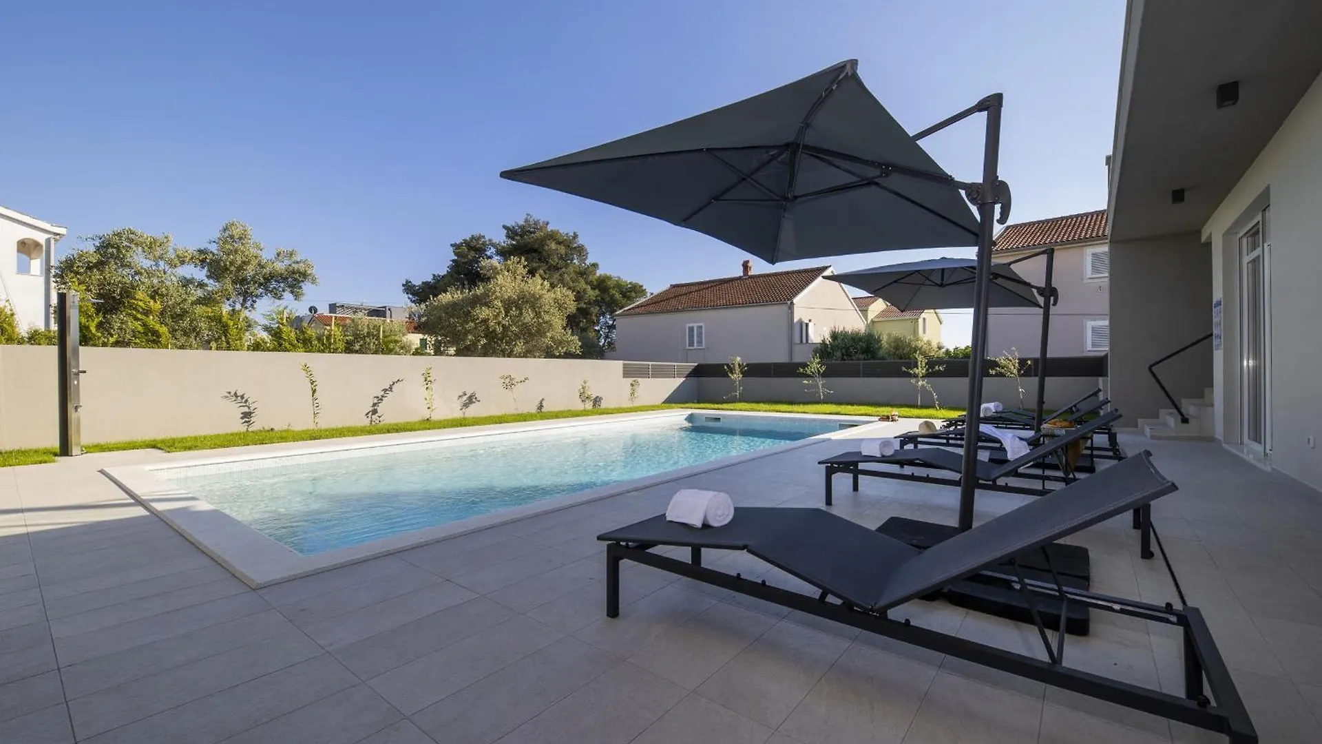 Villa Mary Lou With Heated Pool Zadar